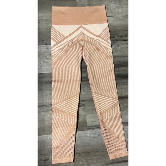 Good American the dynamic seamless leggings - Picture 4 of 4